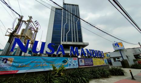 Universitas Nusa Mandiri (UNM) membuka Pendaftaran Mahasiswa Baru (PMB) program kuliah semester genap. PMB gelombang I dimulai 1 Oktober 2021 hingga 1 Desember 2021.