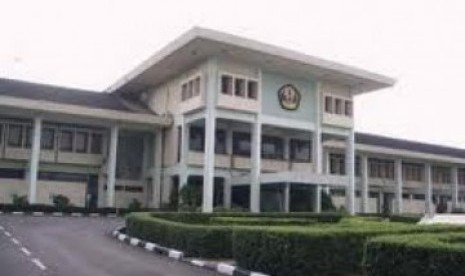 Universitas Padjajaran. BEM Unpad mengaku sempat diajak kerja sama dengan pinjol Danacita namun menolaknya.