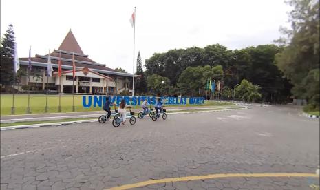 Universitas Sebelas Maret (UNS) Solo