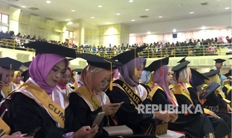 Universtias Islam Negeri (UIN) Sunan Kalijaga (Suka) Yogyakarta kembali menggelar wisuda pada 21 Februari 2018. Jumlah wisudawan kali ini adalah sebanyak 707 orang.