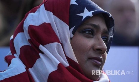 Unjuk rasa menolak kebijakan Trump yang melarang pendatang muslim ke Amerika di Manhattan, New York City, Masalah Kesehatan Mental Muslim AS Meningkat Selama 2022