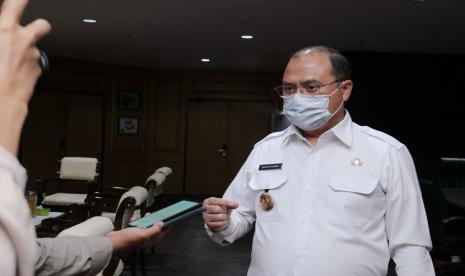 Untuk kesekian kalinya dalam rangka percepatan rencana pengembangan Pelabuhan Pangkal Balam, Gubernur Kepulauan Bangka Belitung (Babel), Erzaldi Rosman kembali melakukan rapat teknis.  Terlebih rencana pengembangan Pelabuhan Pangkal Balam telah mendapat restu dari Menteri Perhubungan (Menhub), Budi Karya Sumadi, saat kunjungan Gubernur Erzaldi beberapa waktu lalu. 