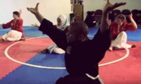 Untuk pertama kalinya Federasi Pencak Silat AS akan mengirimkan tim untuk bertanding pada Kejuaraan Dunia Pencak Silat di Thailand, Januari 2015