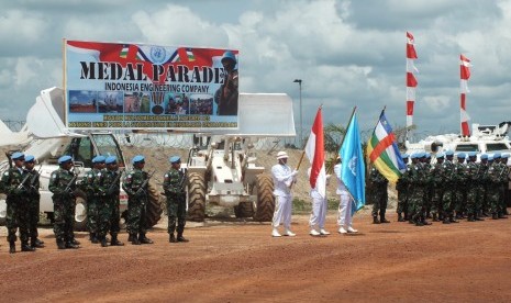 Upacara pemberian medali PBB kepada 200 prajurit TNI dalam Satgas Kizi TNI Kontingen Garuda.