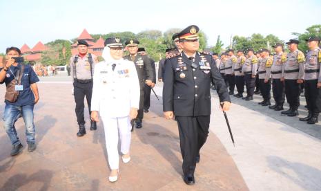 Upacara perayaan Hari Bhayangkara ke-78 di Kabupaten Indramayu diselenggarakan di Alun-alun Puspawangi Indramayu, Senin (1/7/2024). 