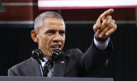 US President Barack Obama speaks about immigration reform during a visit to Del Sol High School in Las Vegas, Nevada November 21, 2014.