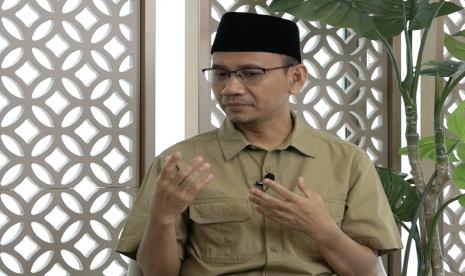 Ustadz Oni Sahroni dalam Fiqih Milenial Ramadhan.