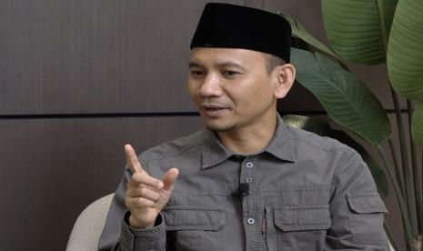 Ustadz Oni Sahroni dalam Fiqih Milenial Ramadhan.