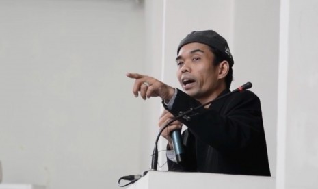 UAS meneliti peranan pendiri NU, KH Hasyim Asyari soal penyebaran hadis di Nusantara. Foto: Ustaz Abdul Somad