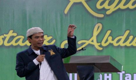 Ustadz Abdul Somad. UAS: Jangan Khawatir, Allah Sudah Jamin Rezeki Setiap Hamba-Nya