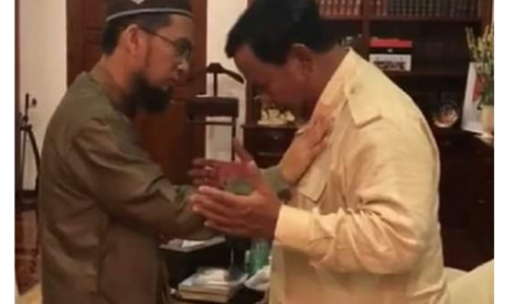 Ustaz Adi Hidayat dan Prabowo bertemu, Jumat (12/4)