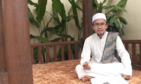 Ustaz Ahmad Slamet Ibnu