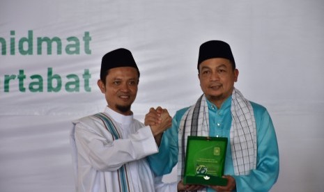 Ustaz Bachtiar Nasir  (kanan) dan Ketua Umum DPP Hidayatullah, Ustaz Nashirul Haq.