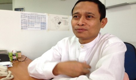 Ustaz Achmad Farid Hasan