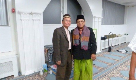 Ustaz Khumaini Rosadi.