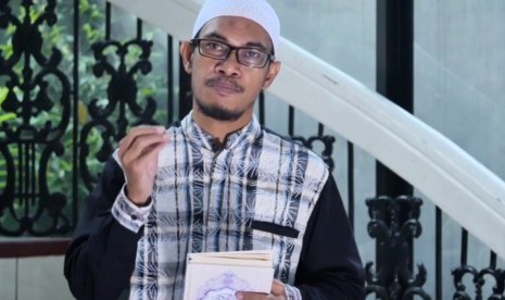 Ustaz Syahruddin El Fikri