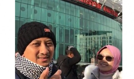 Ustaz Yusuf Mansur saat berada di Manchester, Inggris.