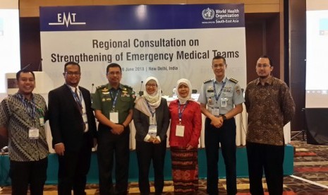 Utusan MDMC PP Muhammadiyah untuk WHO Regional Meeting, Abdoel Malik R bersama perwakilan Indonesia dalam forum Emergency Medical Teams WHO regional South-East Asia di India.