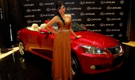 Varia lexus terbaru IS 300 C