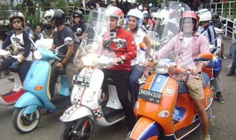 Vespa Weekender di Jakarta, Sabtu (16/2).