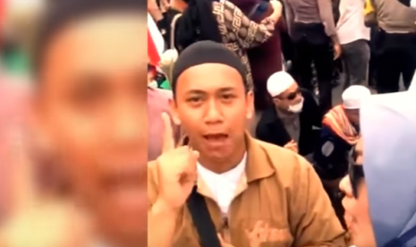 Video pria yang mengancam Jokowi viral di media sosial.