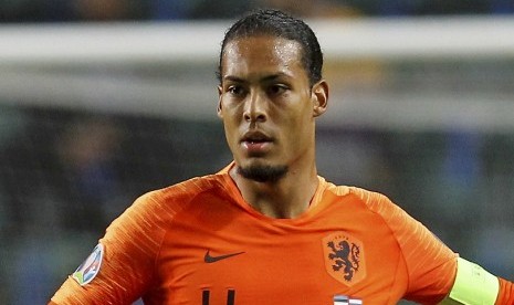 Bek timnas Belanda Virgil van Dijk