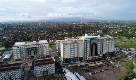  Visual Kampus IV UAD di Kabupaten Bantul, DIY yang diambil dari udara.