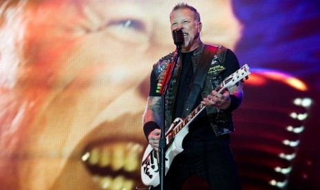 Vokalis Metallica James Hetfield.