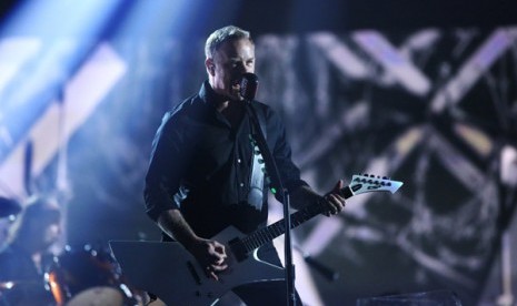 Vokalis Metallica, James Hetfield saat tampil di ajang Grammy Awards 2014