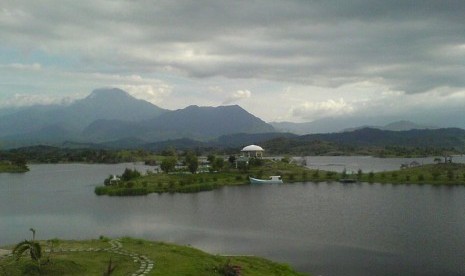 Waduk Keuliling di Aceh.