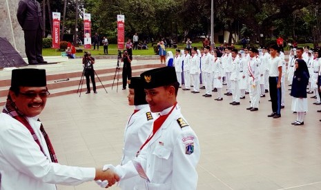 Wagub DKI Djarot Saiful Hidayat buka lomba paskibraka di Tugu Proklamasi, Sabtu (13/8).