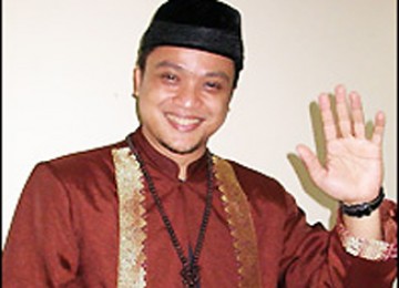 Wagub Jawa Barat H Dede Yusuf