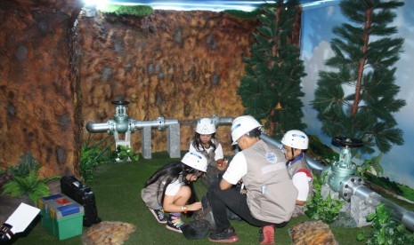 Wahana edukatif air di Kidzania, Aqua Water Research Center.