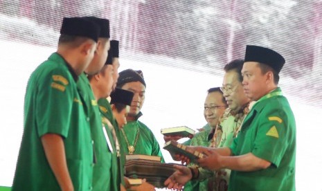 Wakaf 10 ribu Alquran di Kongres GP Ansor.