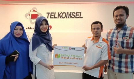 Wakaf Alquran MTT Telkomsel.