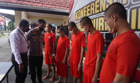 Wakapolres Purbalingga Kompol Pujiono dalam konferensi pers, Senin (12/9/2022) mengatakan jajaran Satresnarkoba Polres Purbalingga berhasil mengungkap empat kasus penyalahgunaan narkoba.