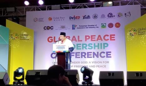 Waketum MUI, KH Marsudi Syuhud, dalam Global Peace Conference dan Global Peace Festival yang digelar Global Peace Foundation (GPF) yang bermarkas di Washington DC, di Hotel Mariot and Widus Hotel, Clark Filipina, Jumat (2/12/2022). Kiai Marsudi mengajak menjadikan agama sebagai faktor solusi masalah.    