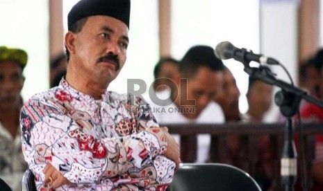 Wakil Bupati Cirebon Tasiya Soemadi saat mengikuti sidang lanjutan dugaan korupsi dana bantuan sosial dan belanja hibah APBD Kabupaten Cirebon periode 2009-2012.