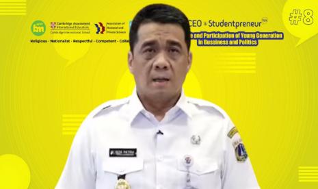 Wakil Gubernur DKI Jakarta, Ir Ahmad Riza Patria MBA membuka secara resmi CEO dan Studentpreneur Talk yang digelar oleh Sekolah Bakti Mulya 400 (BM 400) pada Kamis (14/4).