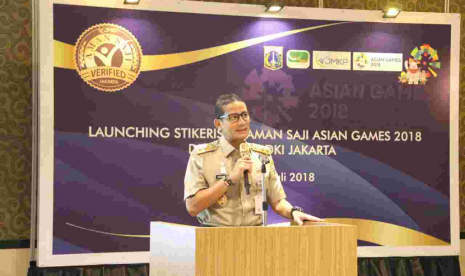 Wakil Gubernur DKI Jakarta Sandiaga Salahuddin Uno berbicara dalam peluncuran stiker aman saji Asian Games 2018.