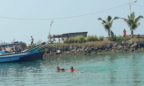 Wakil Gubernur DKI Jakarta Sandiaga Salahudin Uno mengunjungi Pulau Sabira, Kepulauan Seribu (Ilustrasi)