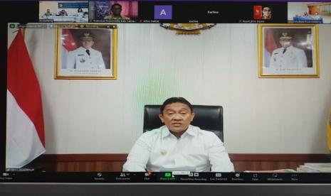 Wakil Gubernur Kalteng H. Edy Pratowo saat membuka secara resmi acara Kick Off Monitoring & Evaluasi Keterbukaan Informasi Badan Publik di Prov. Kalteng Tahun 2022