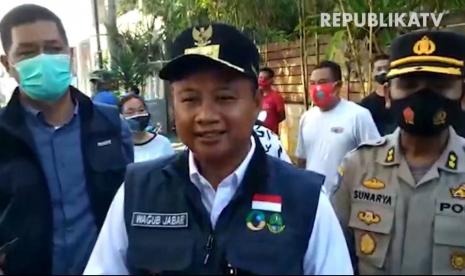 Wakil Gubernur (Wagub) Jawa Barat Uu Ruzhanul Ulum akan menindak tegas para penambang ilegal.