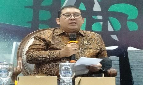 Waketum Gerindra Fadli Zon sebut presidential threshold membuat demokrasi jadi sempit.