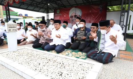 Wakil Ketua DPR RI bidang Korkesra Abdul Muhaimin Iskandar (Gus Muhaimin) melakukan kunjungan ke Kabupaten/Kota Tasikmalaya, Jawa Barat, Sabtu (26/3/2022).