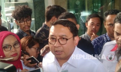 Deputy speaker House of Representatives (DPR) Fadli Zon files police reports against Ananda Sukarlan, Lambe Turah, and another social media account.