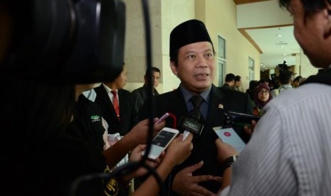 Deputy House Speaker Taufik Kurniawan