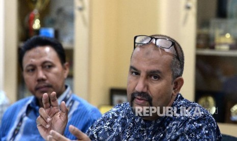 Wakil ketua IKAPI DKI Jakarta sekaligus ketua IBF 2018, Anies Baswedan memberikan paparan saat silaturahim ke Kantor Republika, Jakarta, Selasa (7/11).