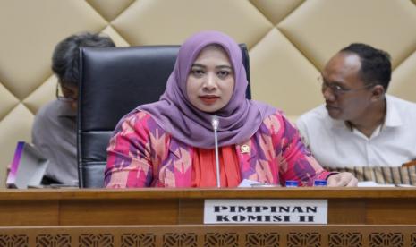 Wakil Ketua Komisi IX DPR Nihayatul Wafiroh menyayangkan keputusan penghapusan mandatory spending (pengeluaran wajib) APBN minimal 5 persen dalam RUU Kesehatan.