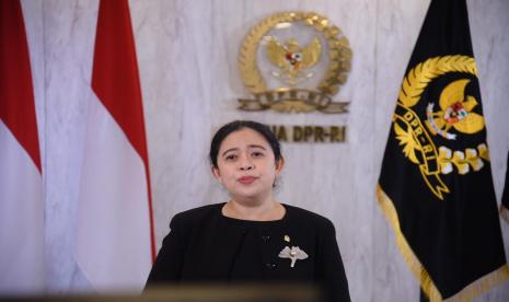 Ketua DPR RI Puan Maharani menyoroti lonjakan angka kasus dan kematian akibat Covid-19 di perdesaan. Menurutnya, pemerintah memerlukan cara-cara khusus untuk penaggulangan wabah corona di desa.